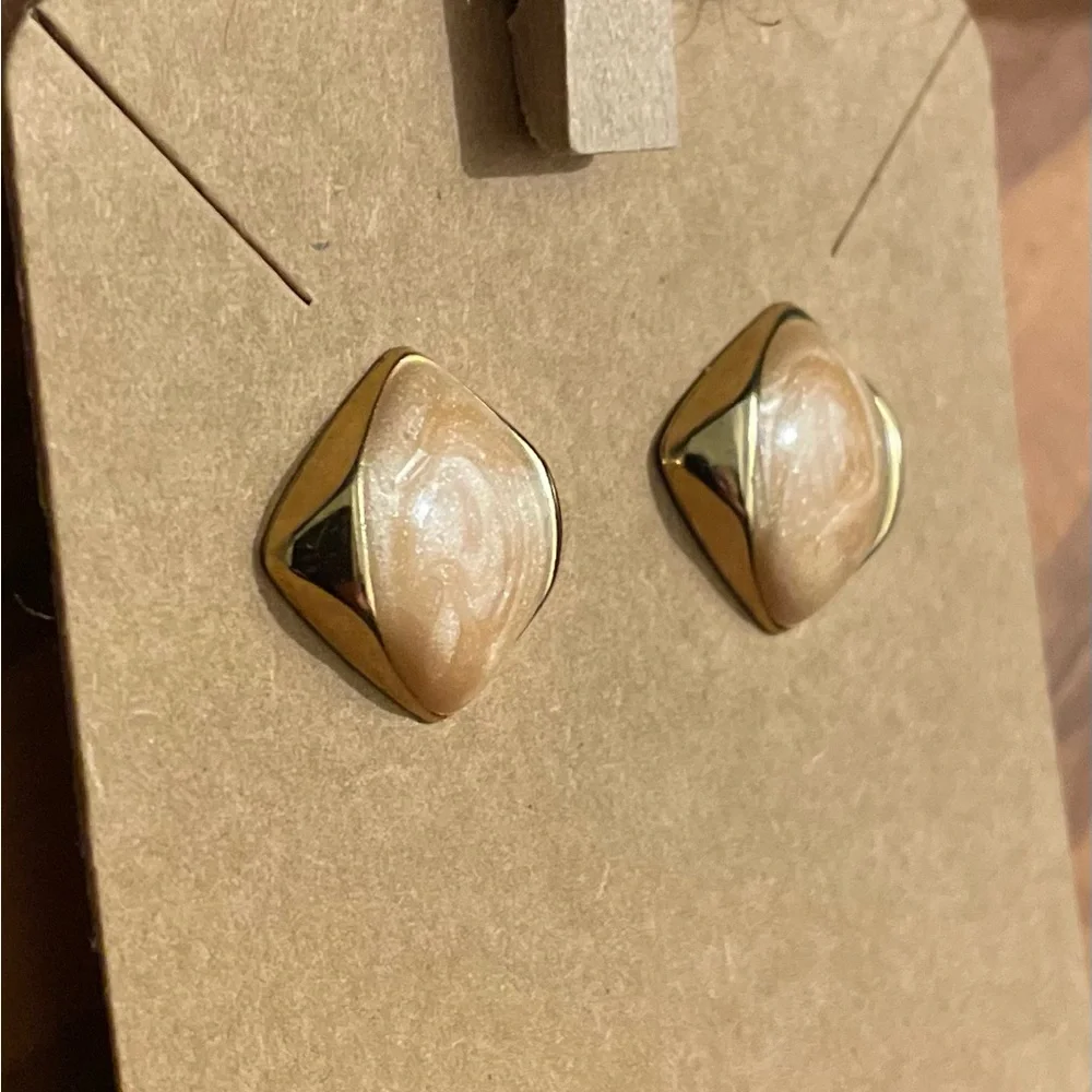 Chic Gold and Cream Earrings